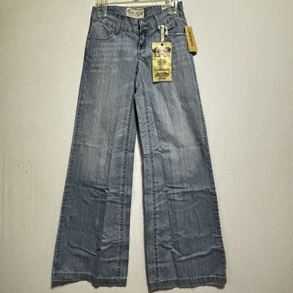 American Rag Cie Jean Blue Mid Rise Bootcut Leg Juniors Denim Size 1 NWT